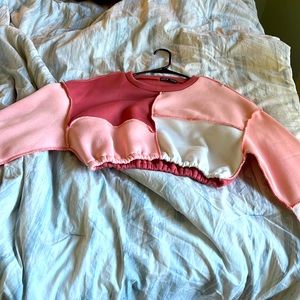 Sweatshirt from SHEIN, size: medium, type: soft and flexible